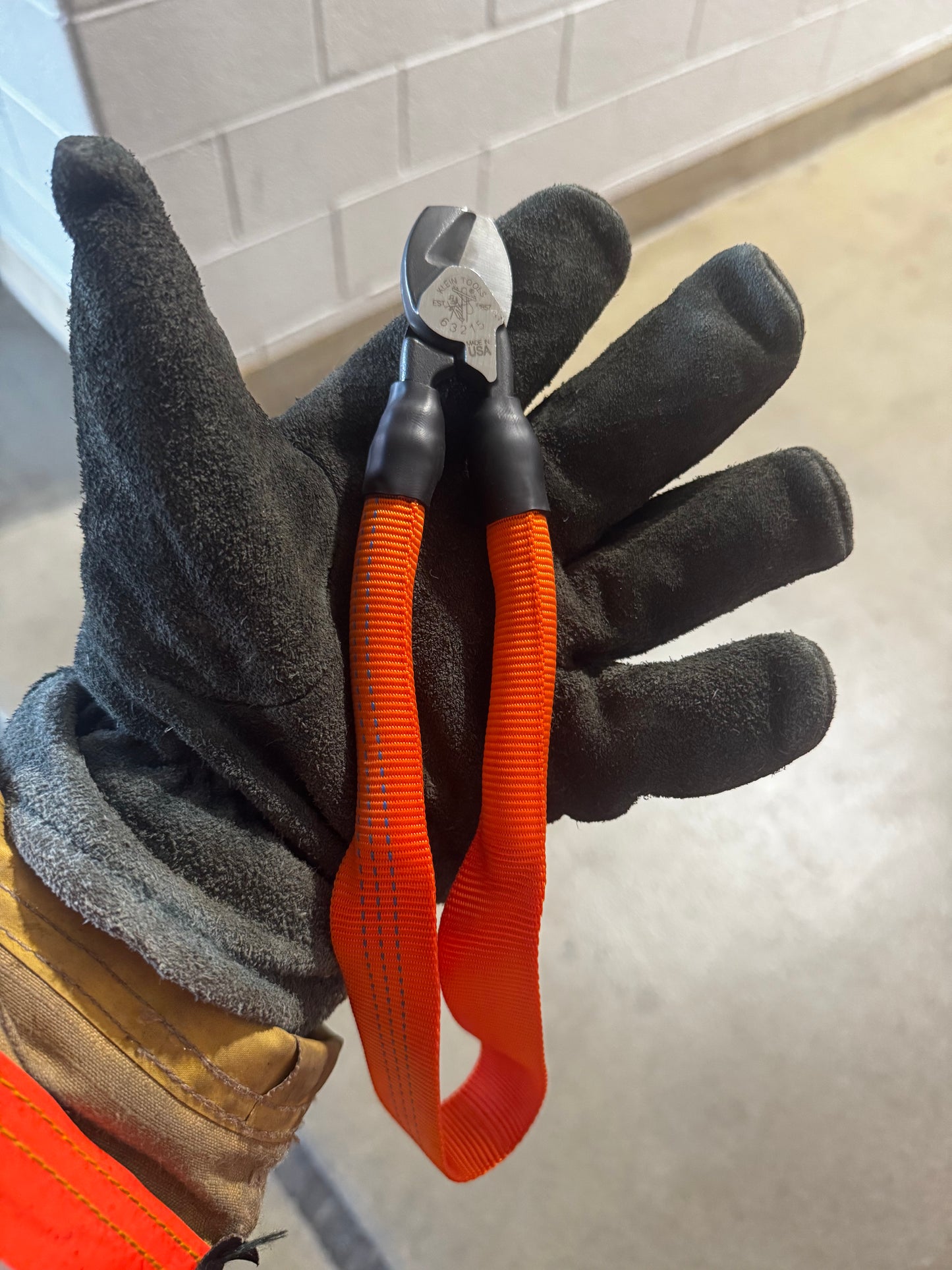 "Exit 6" Cutters